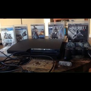 PS3  12 games 2 wireless control blue tooth