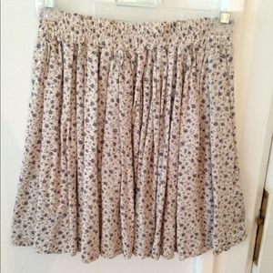Brandy Melville Floral Skirt