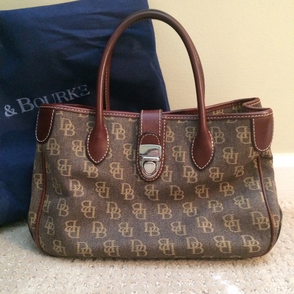 Authentic {Dooney and Bourke} Bag