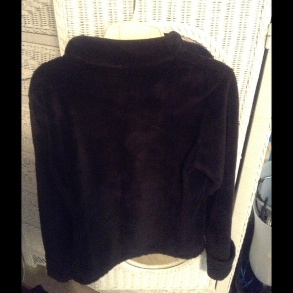 North Face pullover - Picture 2 of 3