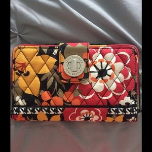 Vera Bradley wallet