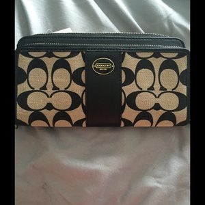 Coach wallet