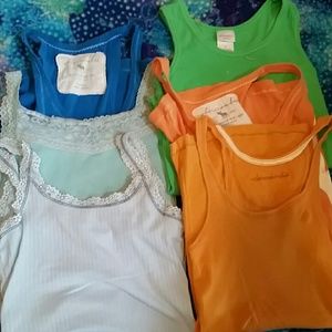 6 colorful tank tops !