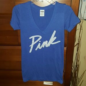 Pink v-neck tshirt