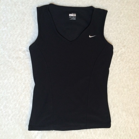 Nike Cropped Workout Tank