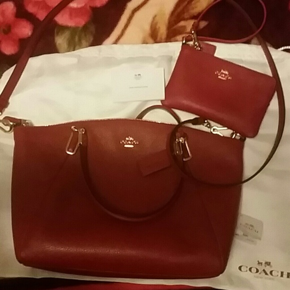 Coach purse and wrist . - Picture 1 of 4
