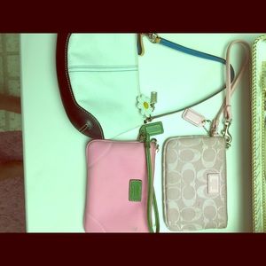 Coach change Wristlet