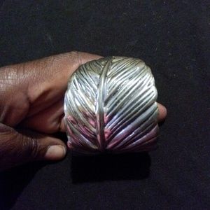 silver leaf bracelet/gold leaf necklace bundlE