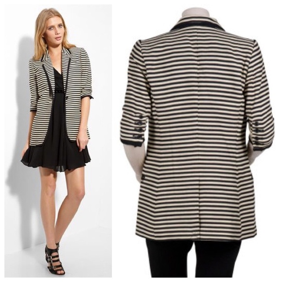 Elizabeth and James Jackets & Coats - Elizabeth and James Preppy Striped Blazer Elizabeth and James Jackets & Coats - Elizabeth and James Preppy Striped Blazer