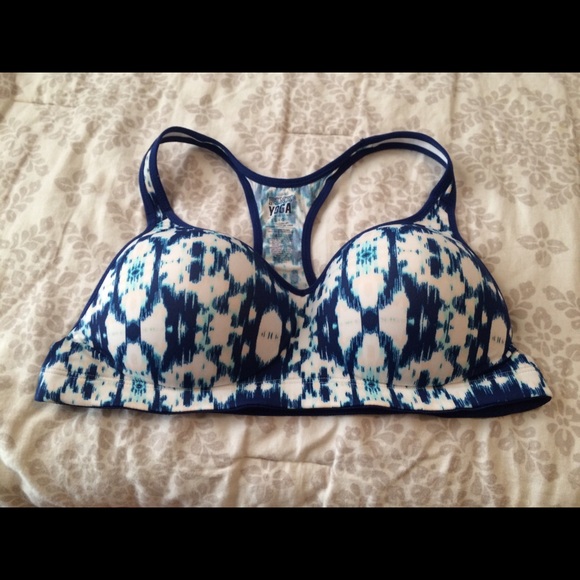 Victoria's Secret Pink Sports Bra