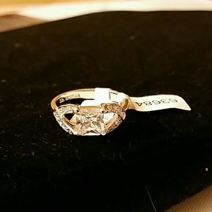 Lia sophia ring
