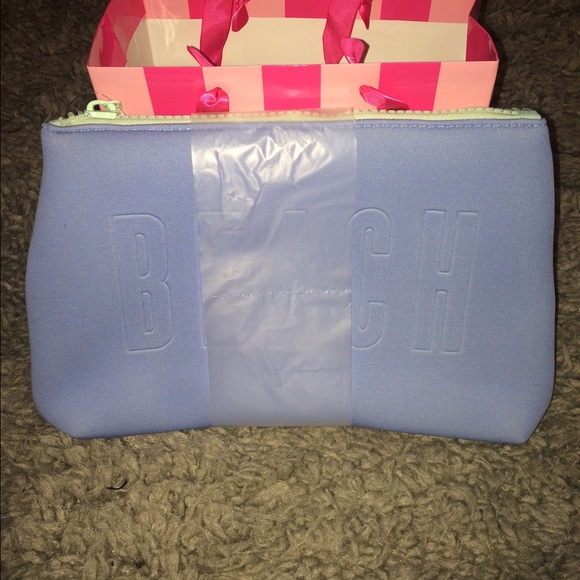 PINK Victoria's Secret Accessories - $13 TODAY ONLY! VS Neoprene Swim Bag!