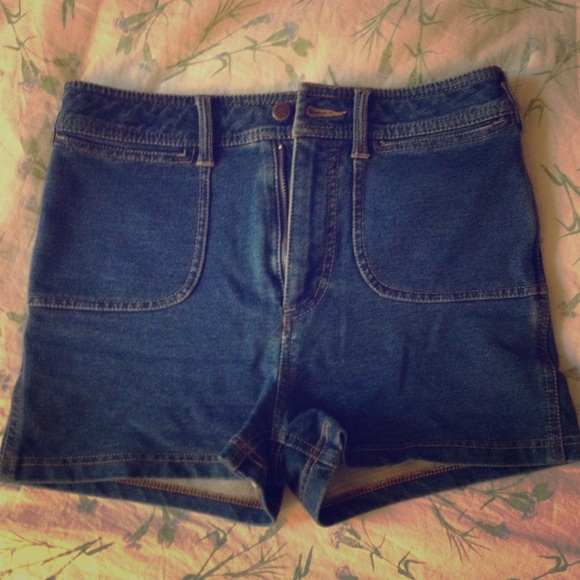 90's vintage high waisted shorts