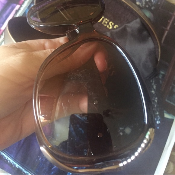 Guess sunglasses - Picture 4 of 4