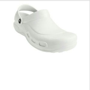 White nursing crocs