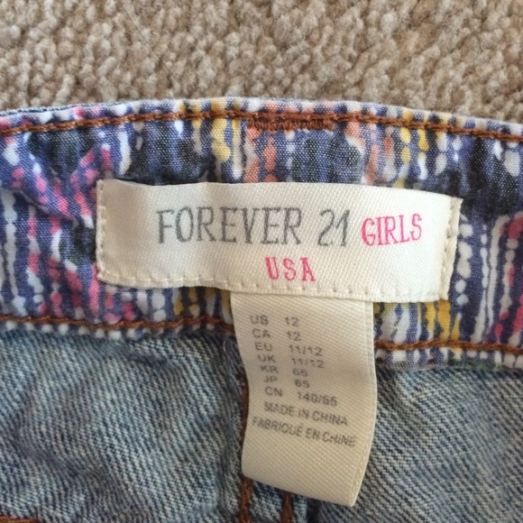 Forever 21 - Picture 3 of 3