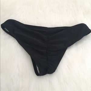 CHEEKY BIKINI BOTTOMS!