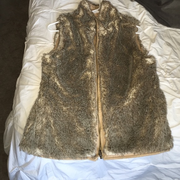 Gap reversible fur vest