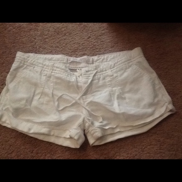 White drawstring hollister shorts