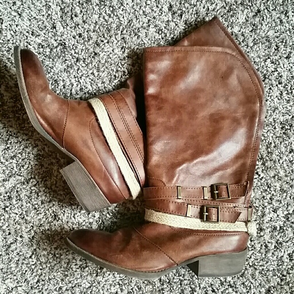 Brown boots