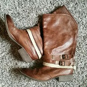 Brown boots