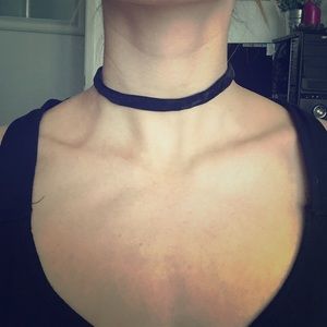 Brandy Melville Black Velvet Choker