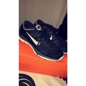 Nike flex supreme
