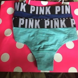 2 VS PINK PANTY