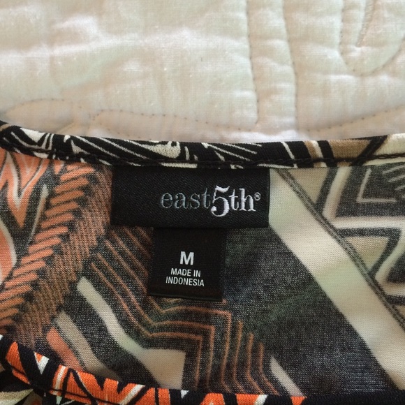 Top - Picture 2 of 3