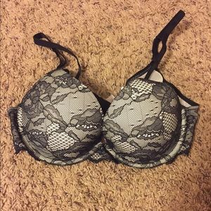 ❌SOLD❌Victoria's Secret Bra 36B