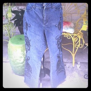 5 pocket bejeweled bluejeans