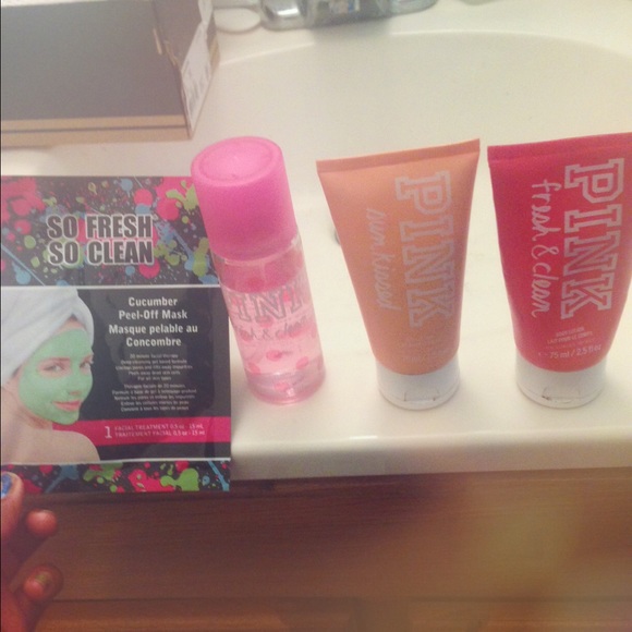 Bundle of Victoria secret 💞