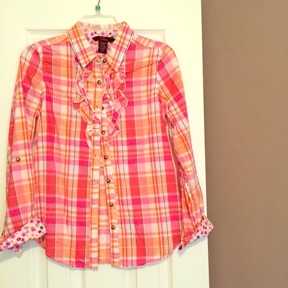 Colorful plaid button down sz M with floral accent