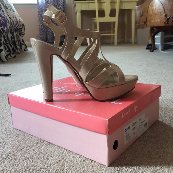Nude Touch Up Pumps