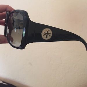 Tory burch sunglasses