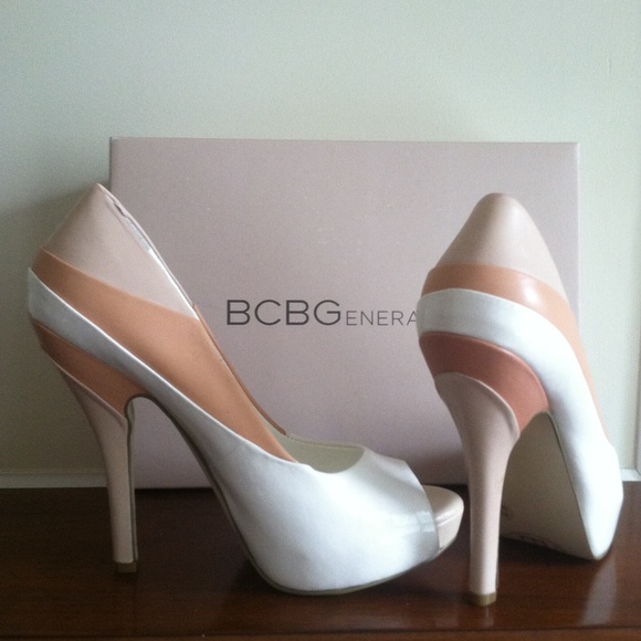 Sold! BCBG generation Liberty Platform Leather