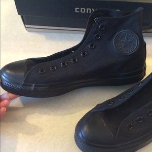 All Black Converse 👽