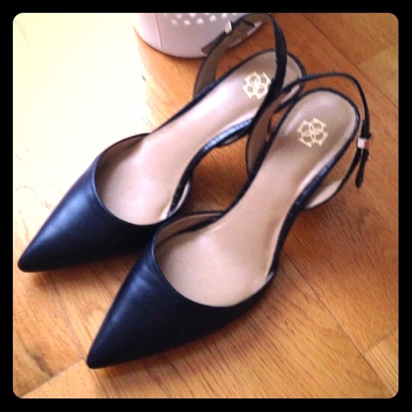 Ann Taylor Navy Sling-Back Kitten Heels size 7.5