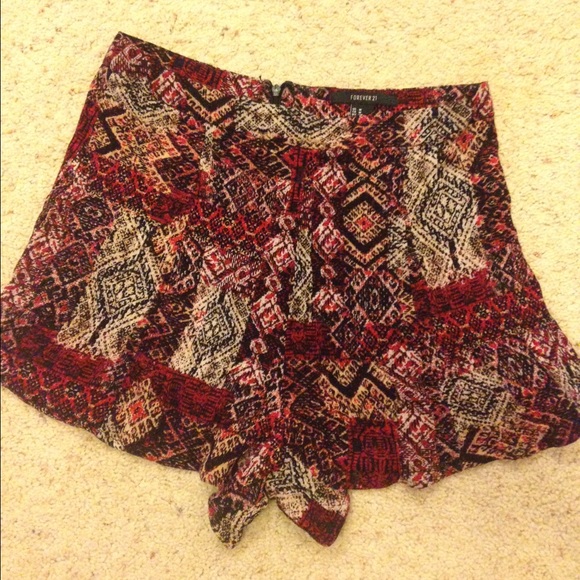 Forever 21 cute printed shorts!