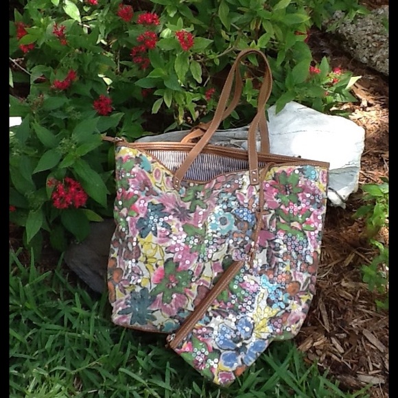 🎀🎀FLASH SALE - Style & Company Purse 💜