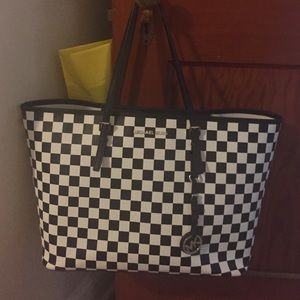 Michael Kors tote