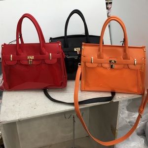 Patent leather clear bag with lock