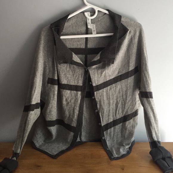 Lululemon cardigan wears several different ways!