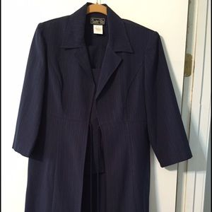 Suits Us 3 piece pant suit