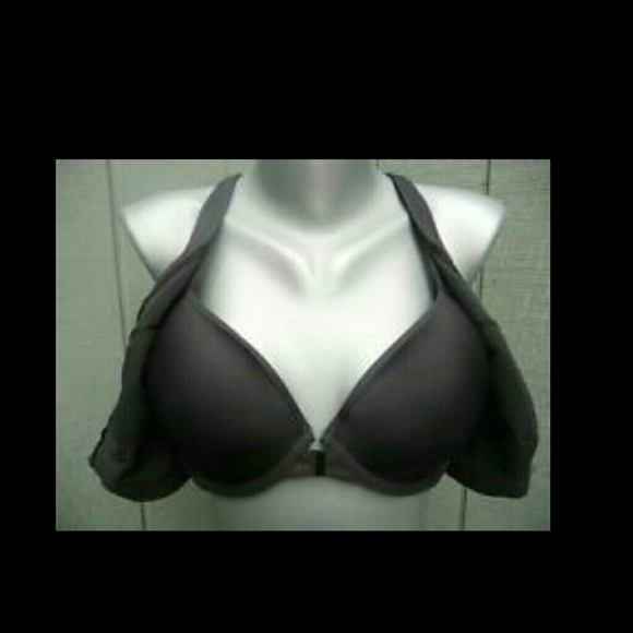 SOLD****VSX sports bra