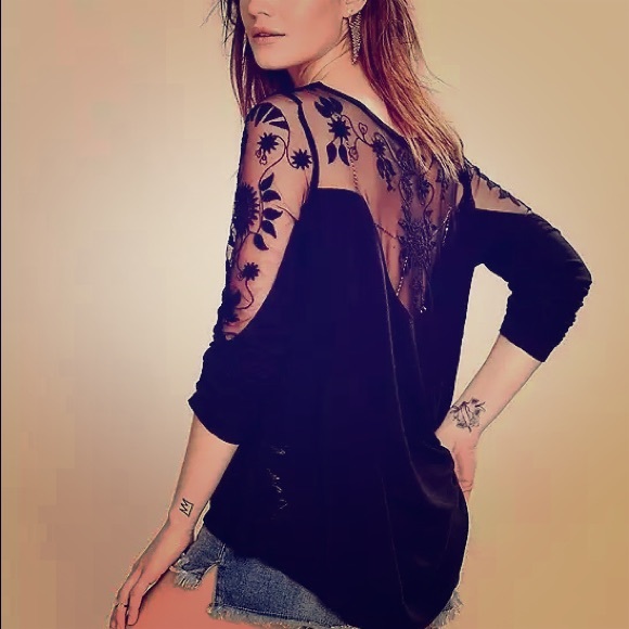 Free People Tops - New Romantics "Pretty Pretty" top lace tunic black