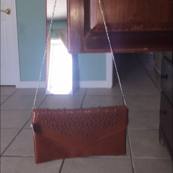 Gorgeous side bag✨ - Picture 2 of 3