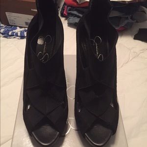 SALE!! Jessica Simpson black heels