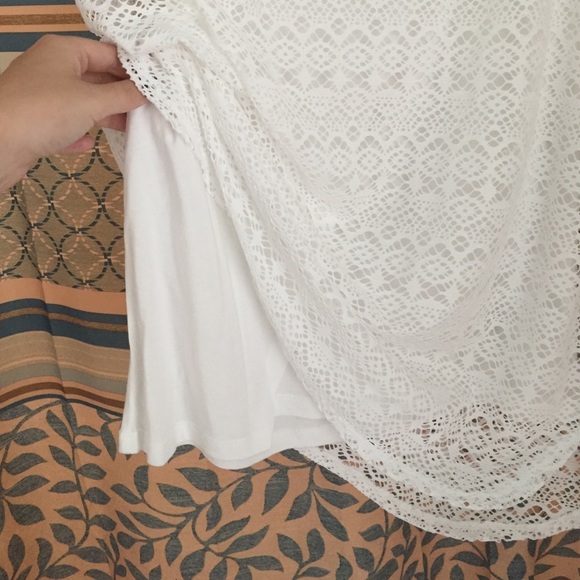 White Lace Top with White Under Tank - Picture 3 of 4