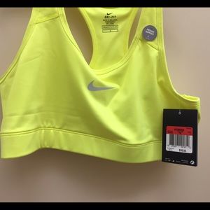 New nike sports bra
